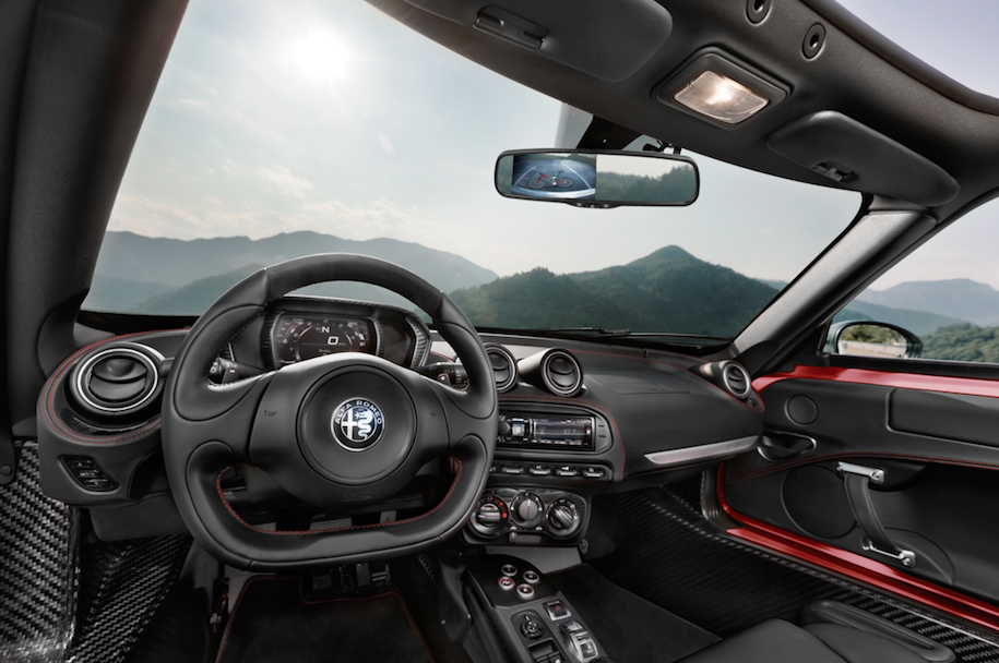 2020 Alfa Romeo 4C Spider Driving Console