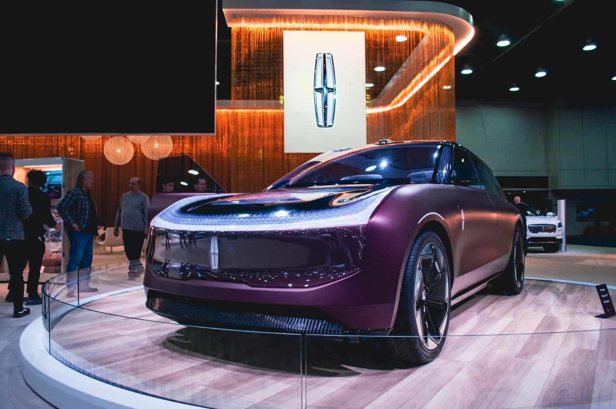 Detroit Auto Show (Credit: Felicia Brown)