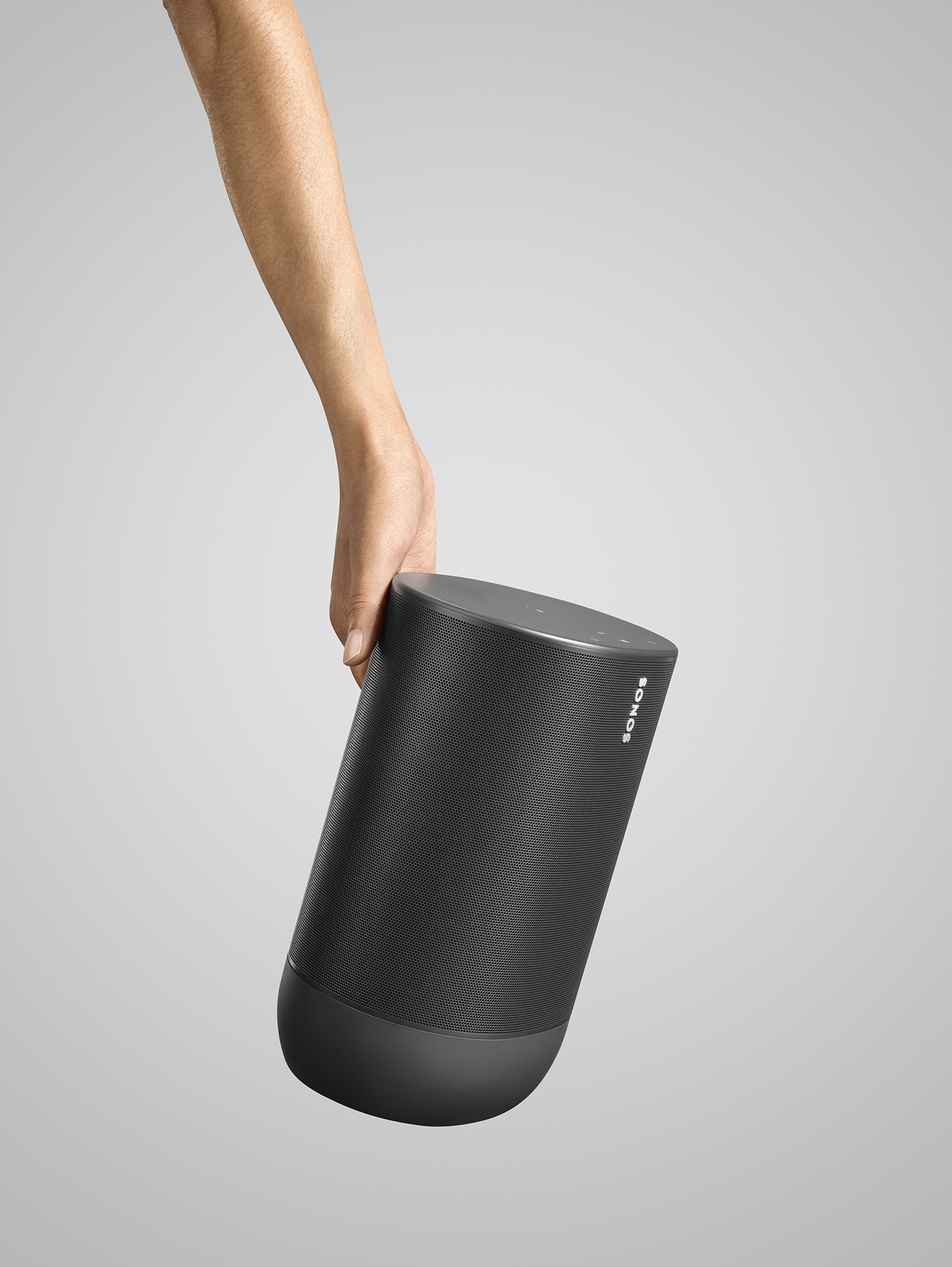 Editors' Holiday Picks: Sonos Move, the Ideal Do-It-All Speaker