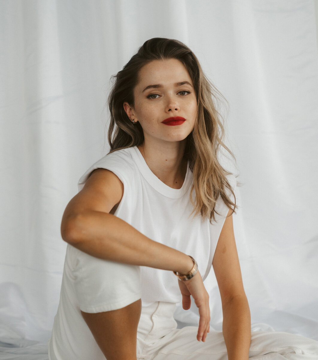 How Valeria Lipovetsky Grew a Community of Over 1 Million Followers