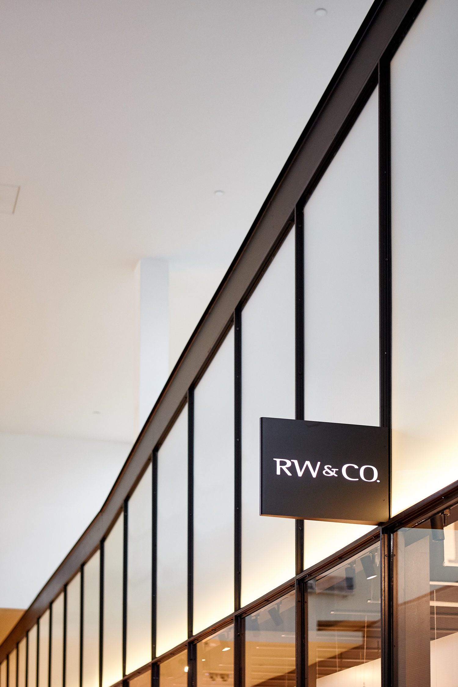 RW&Co. Puts Their Best Foot Forward At Their New Yorkdale Store