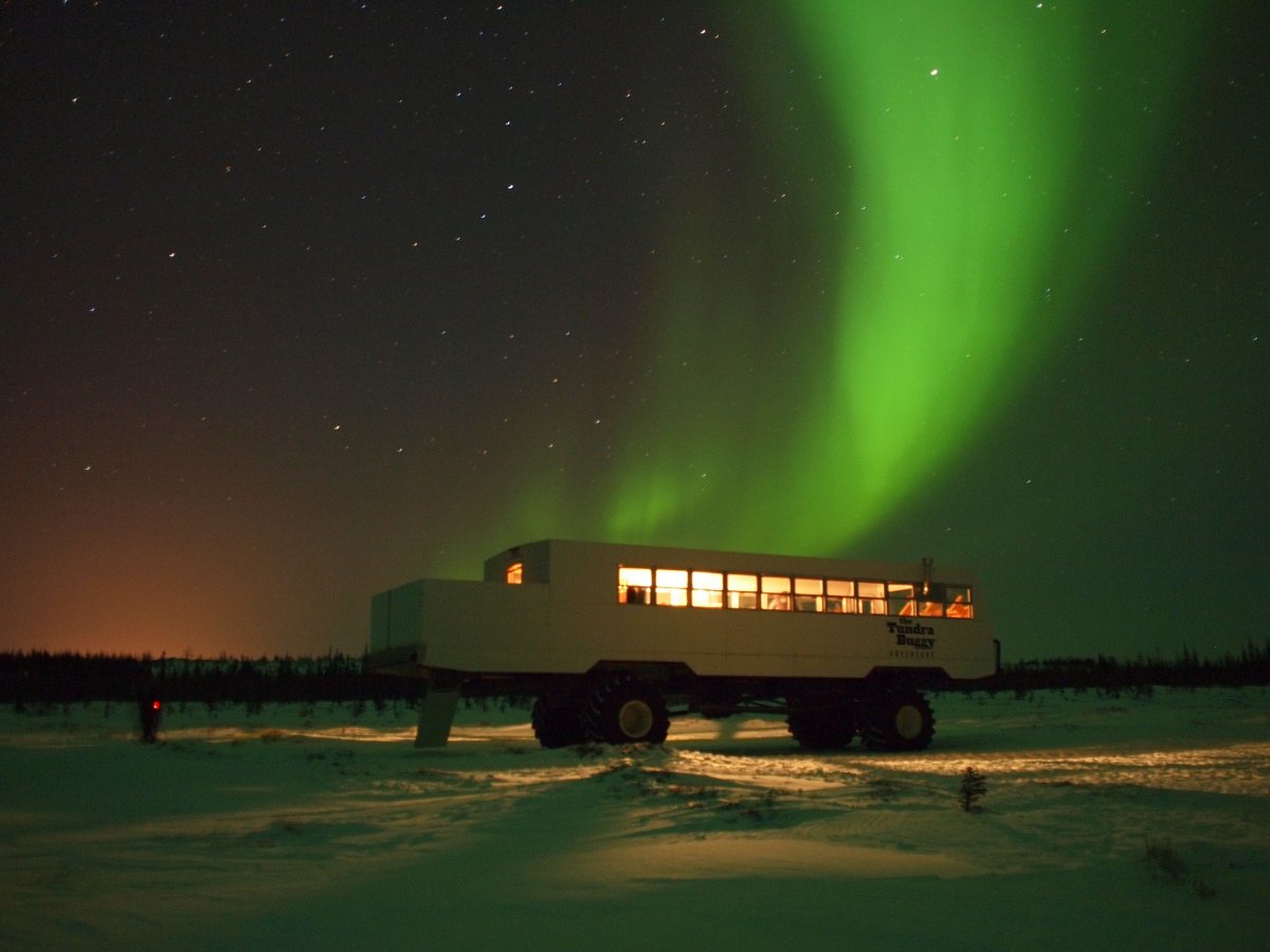 How Small Towns Are Supporting the Canadian Tourism Industry