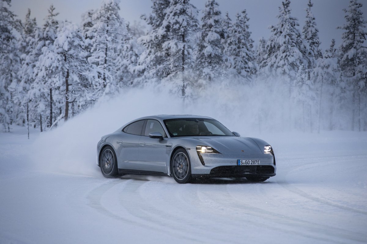 Tempting Introductions: Porsche's Drive Program Reinvents the Test Drive