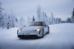 Porche braving the winter conditions