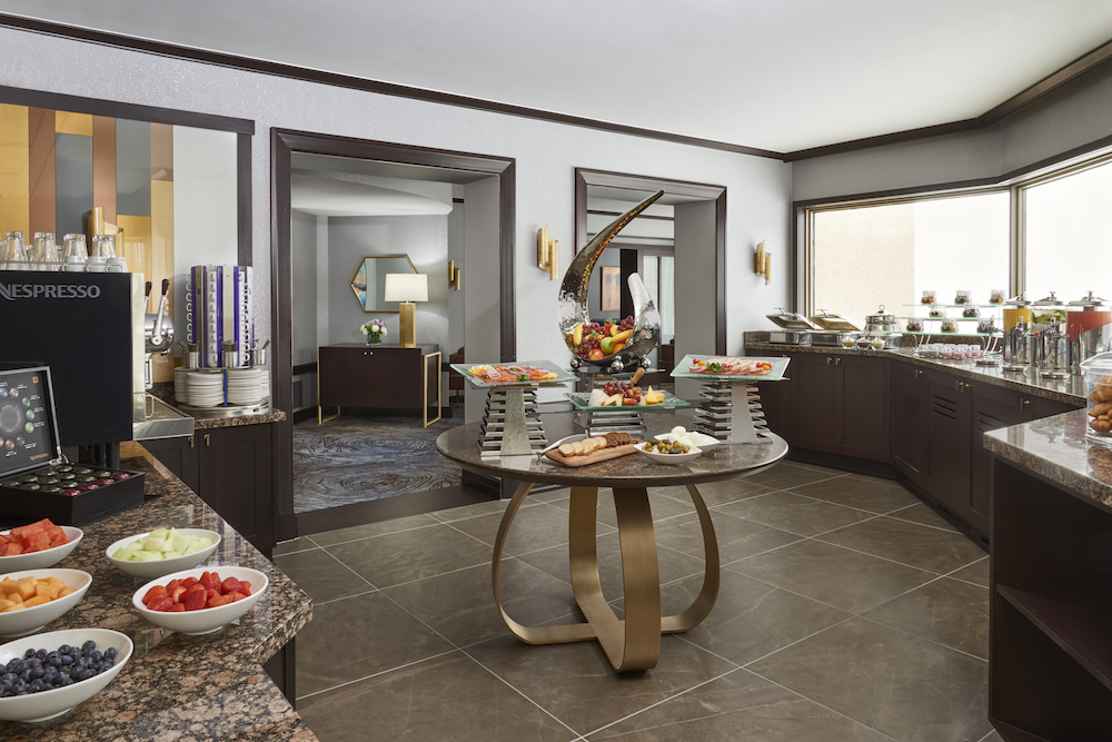 The New Intercontinental Hotel Toronto is Catering to Business Travellers
